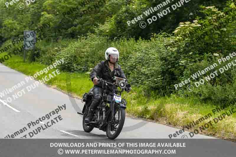 Vintage motorcycle club;eventdigitalimages;no limits trackdays;peter wileman photography;vintage motocycles;vmcc banbury run photographs